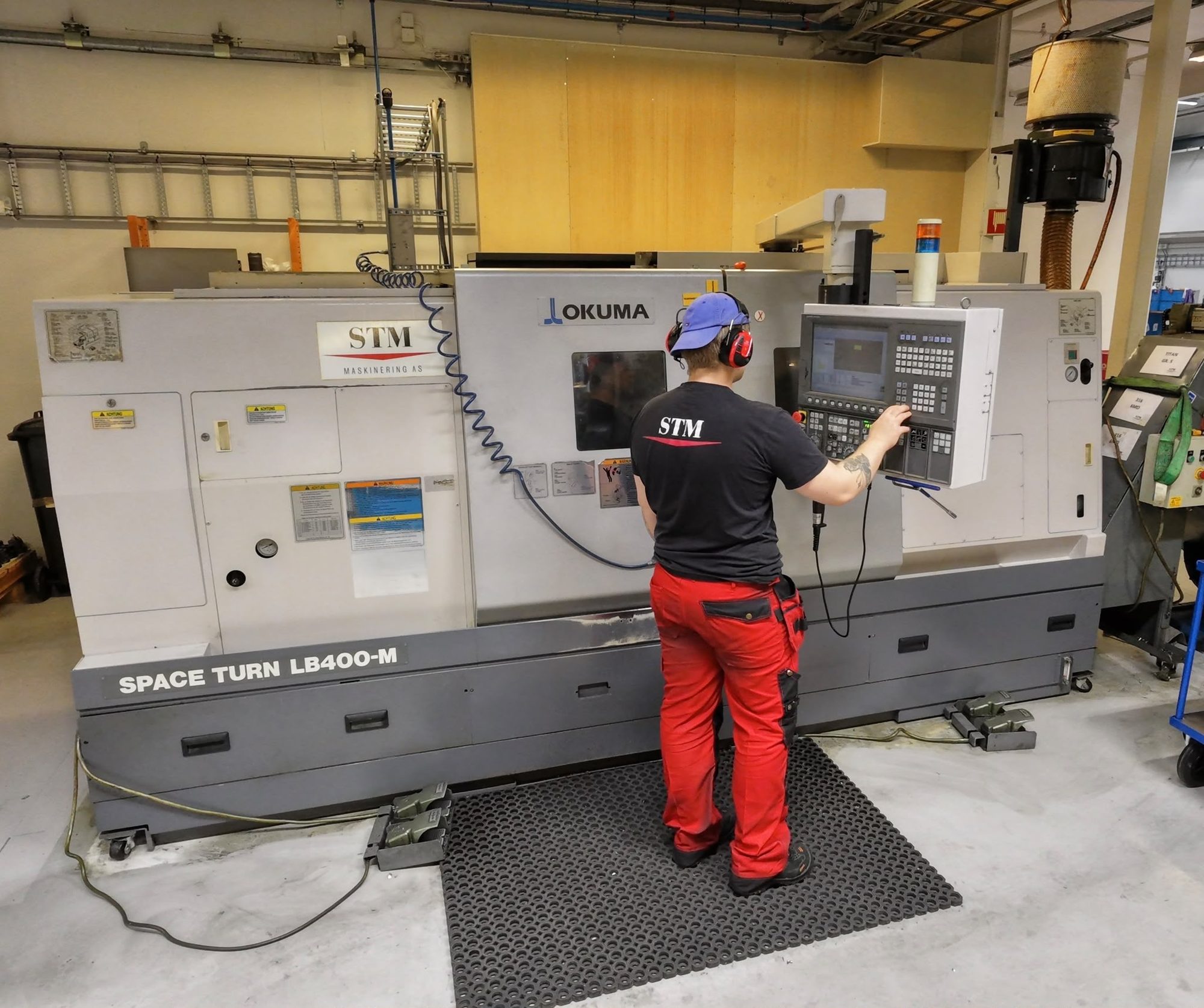 Okuma LB400 - M SPACE TURN
